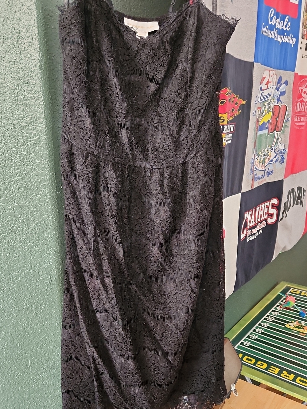 Women’s Black Lace Sleeveless Dress